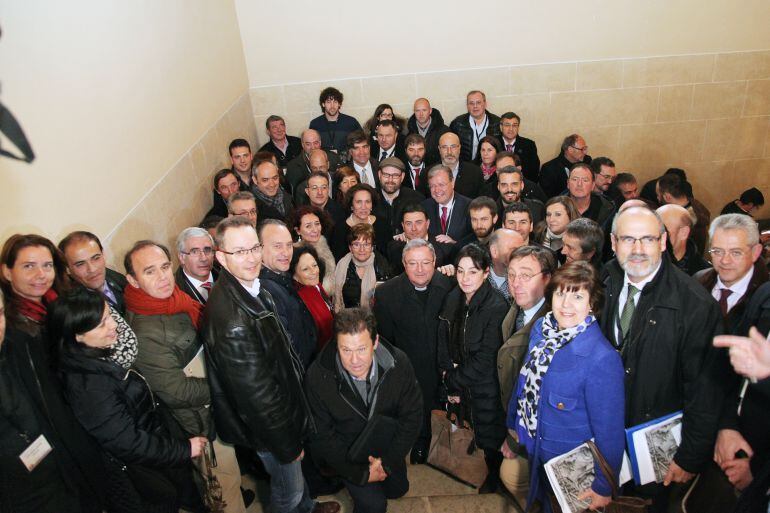 'Foto de familia' de la primera reunión de la junta directiva