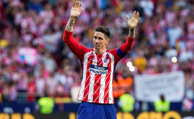 Fernando Torres, en su despedida de la afición del Atlético.