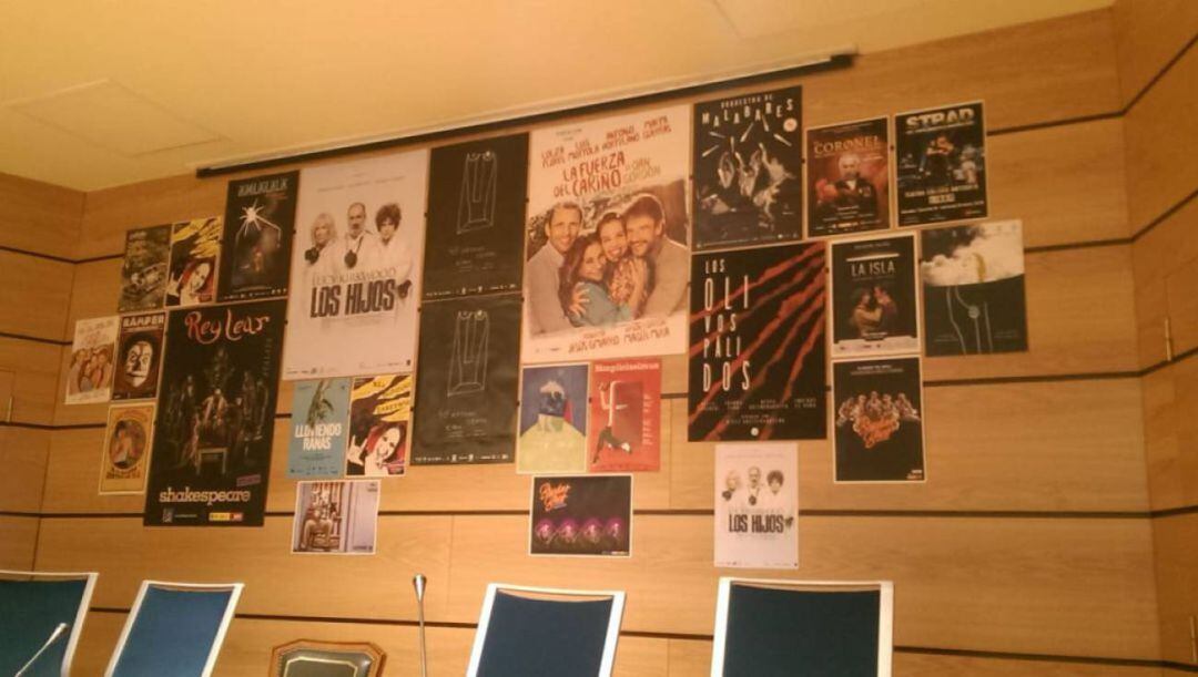 Carteles de la edición de las Jornadas de Teatro de Eibar, que quedaron suspendidas por el decreto de estado de alarma