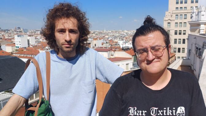 Álvaro y Jaime, de Alcalá Norte, en la terraza de la SER