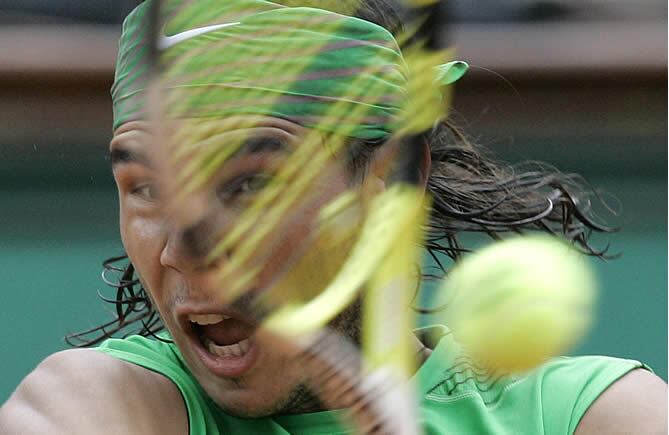 Este martes <b>a partir de las 12</b>, especial de El Larguero. José Ramón de la Morena <b>entrevista en directo a Rafa Nadal</b> en pleno Roland Garros el día de su 22 cumpleaños