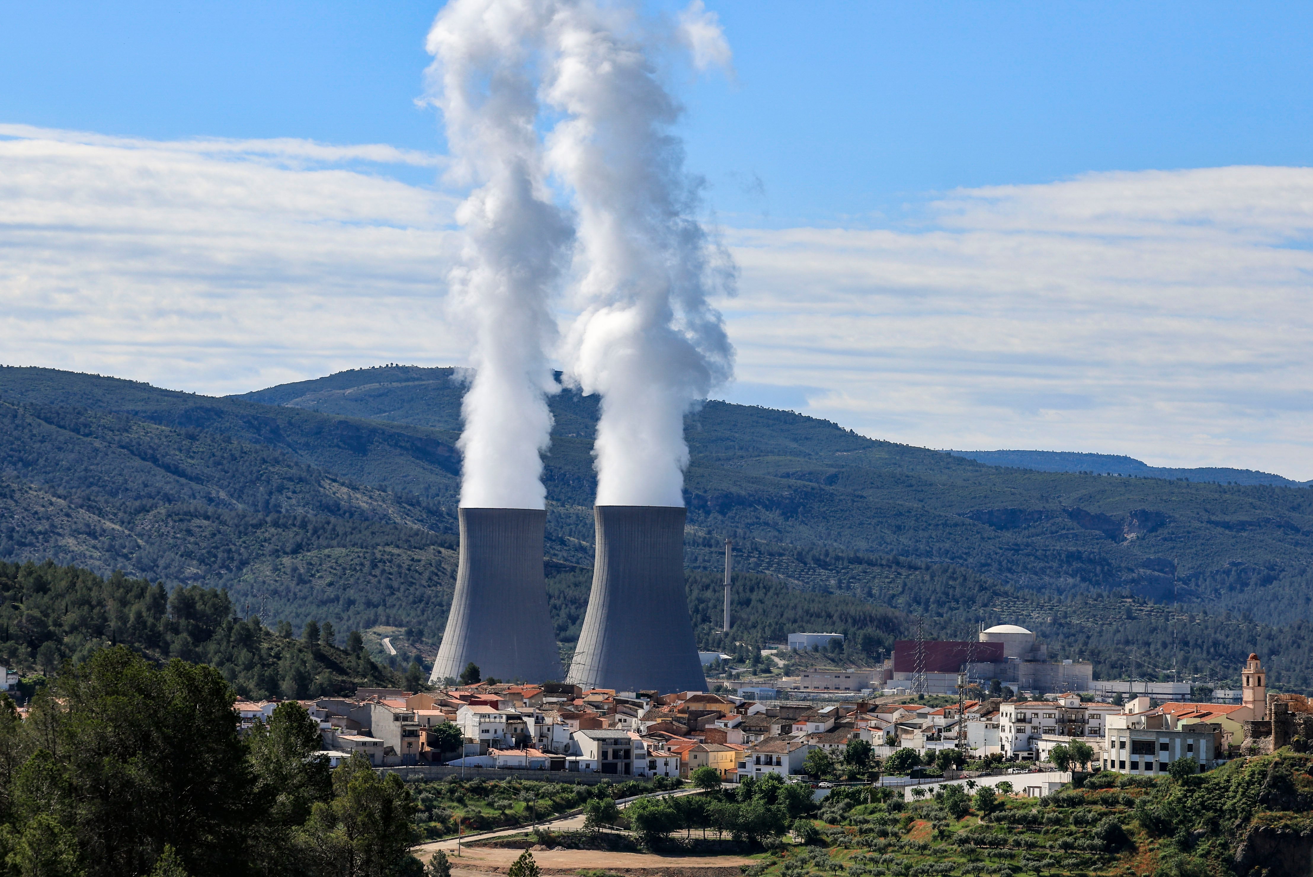 Imagen tomada este lunes 12 de mayo de la central nuclear de Cofrentes.