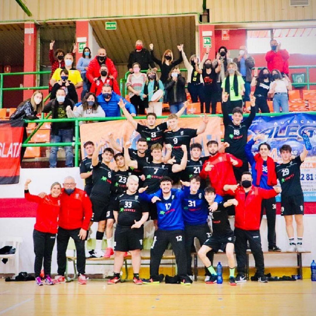 El Bm. Elda - C.E.E. juvenil quiere ser campeón autonómico