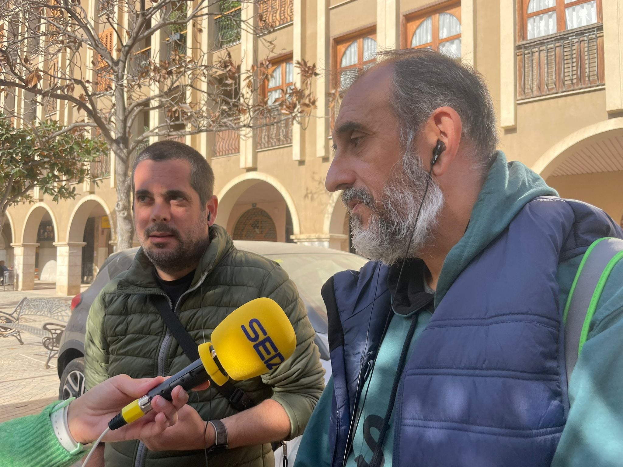 Vecinos de Paiporta cuentan sus historias tras un mes de la DANA