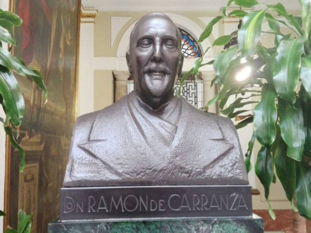 El Ayuntamiento estudiará la retirada del busto de Ramón de Carranza
