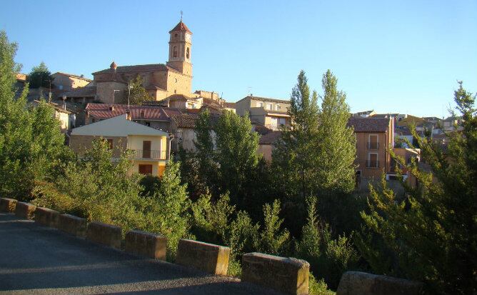 Villastar es un pueblo de Teruel en el que viven unos 500 habitantes durante todo el año. Cuando llega el verano, la localidad se llena de vida