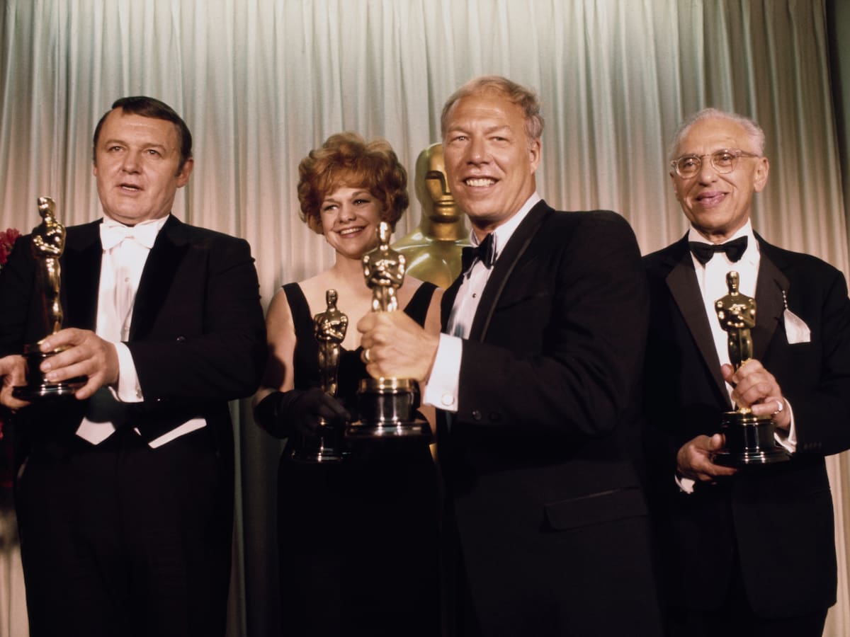 La historia por la que el premio más codiciado de Hollywood acabó con la cabeza colgando… y su dueño se negó a arreglarlo