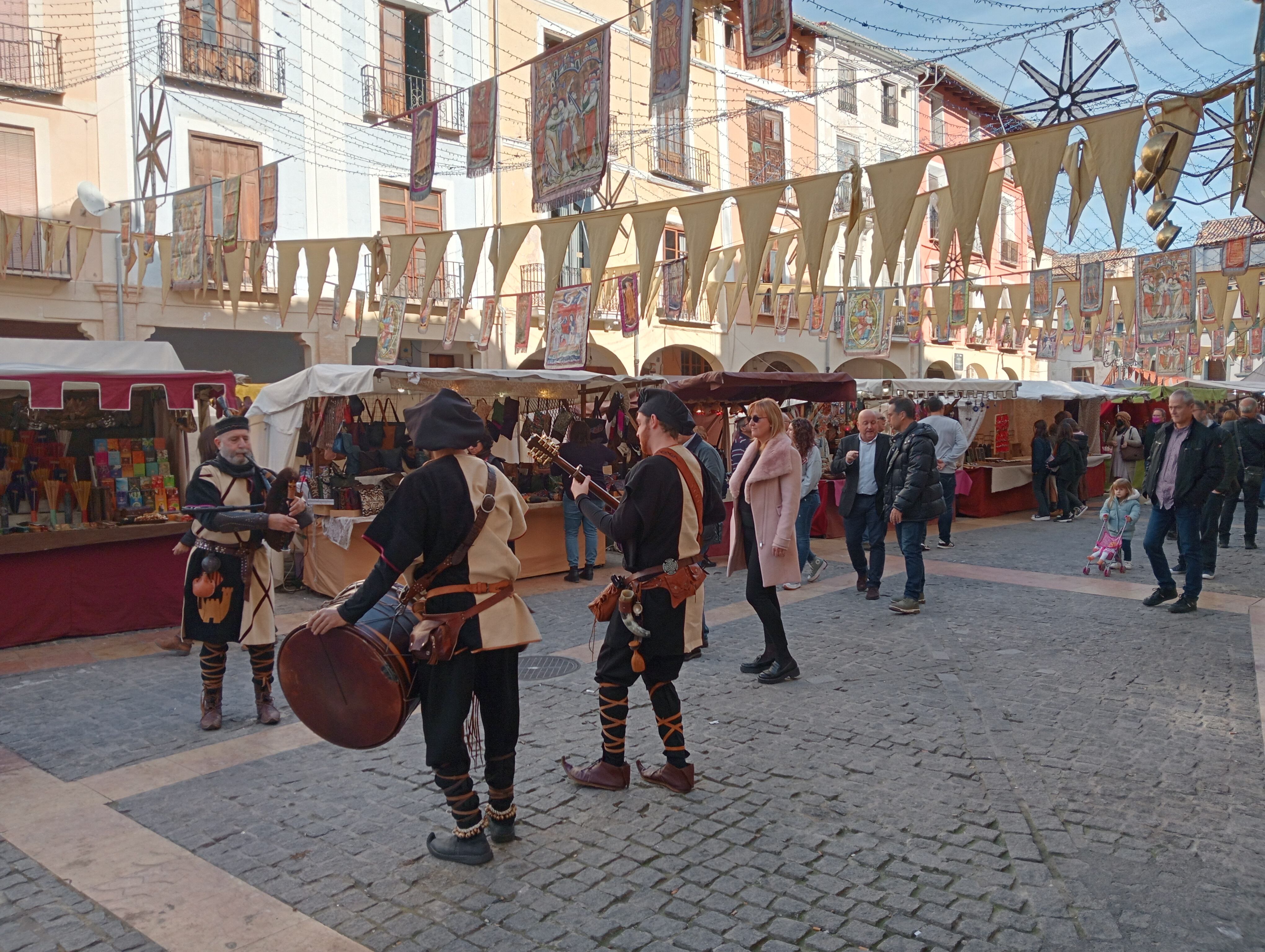 Visita inaugural del Mercado Medieval de Xàtiva de 2023