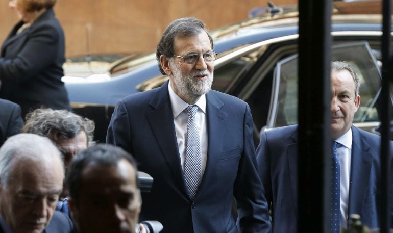 El presidente del Gobierno, Mariano Rajoy, a su llegada al Foro ABC.