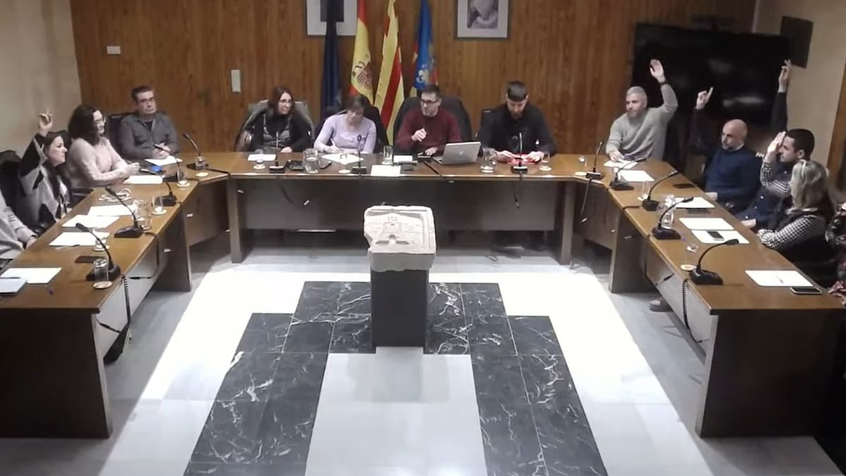 El bloqueo político en Ondara frena el pago a las Escuelas Deportivas y evidencia la fractura entre gobierno y oposición