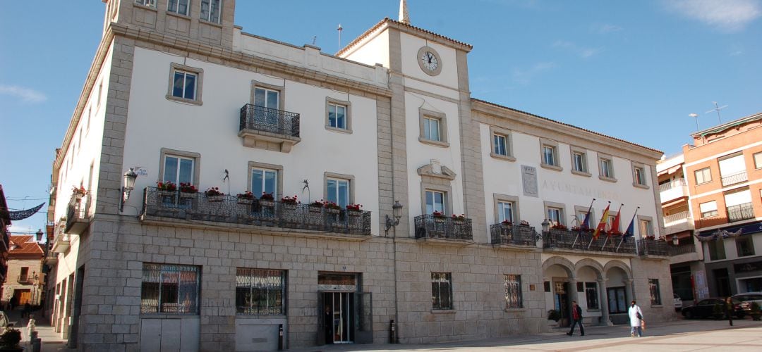 Fachada del edificio consistorial de Colmenar Viejo