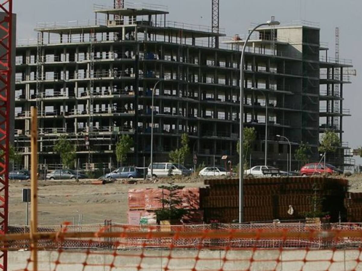 La crisis destruye 31 mil puestos de trabajo en la construcción e industria