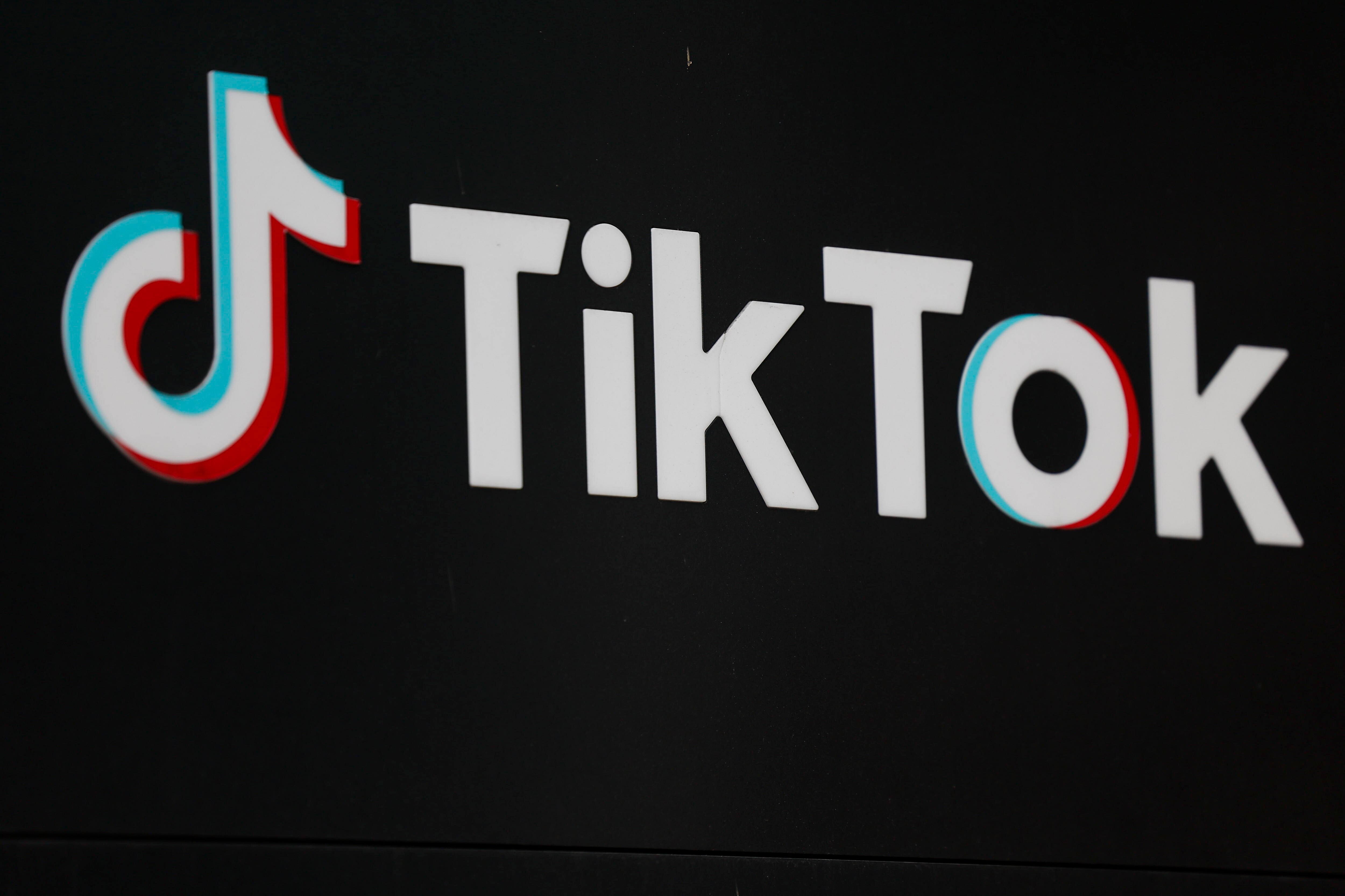 Fotografía de archivo que muestra el logo de TikTok en Los Ángeles (Estados Unidos)
