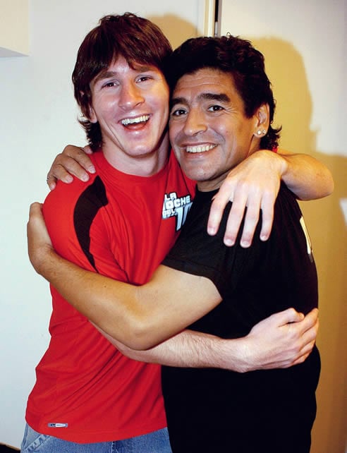 Leo Messi y Diego Armando Maradona, en una imagen tomada en 2005