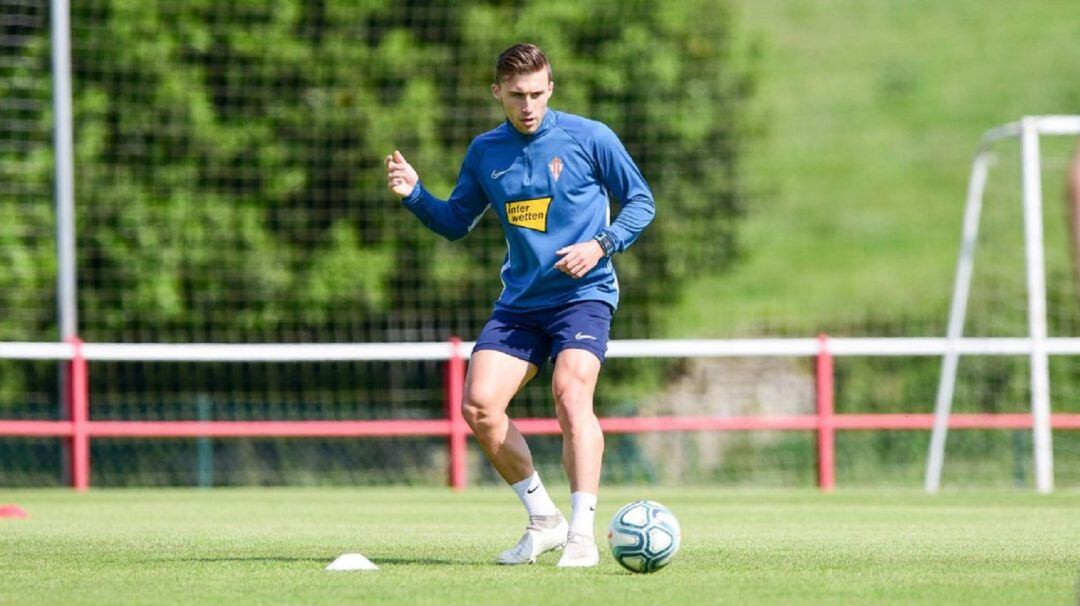 Bogdan durante un entrenamiento.