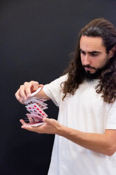 Magia de cerca con Mariano Lavida y Martilda este viernes en Jaca