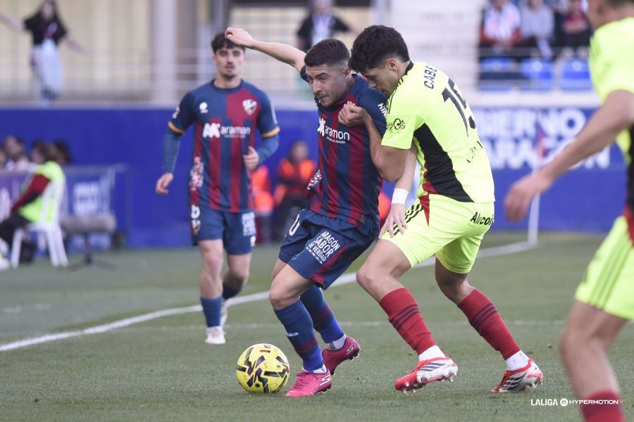 El Mirandés fue mejor y mereció el triunfo en El Alcoraz ante la SD Huesca