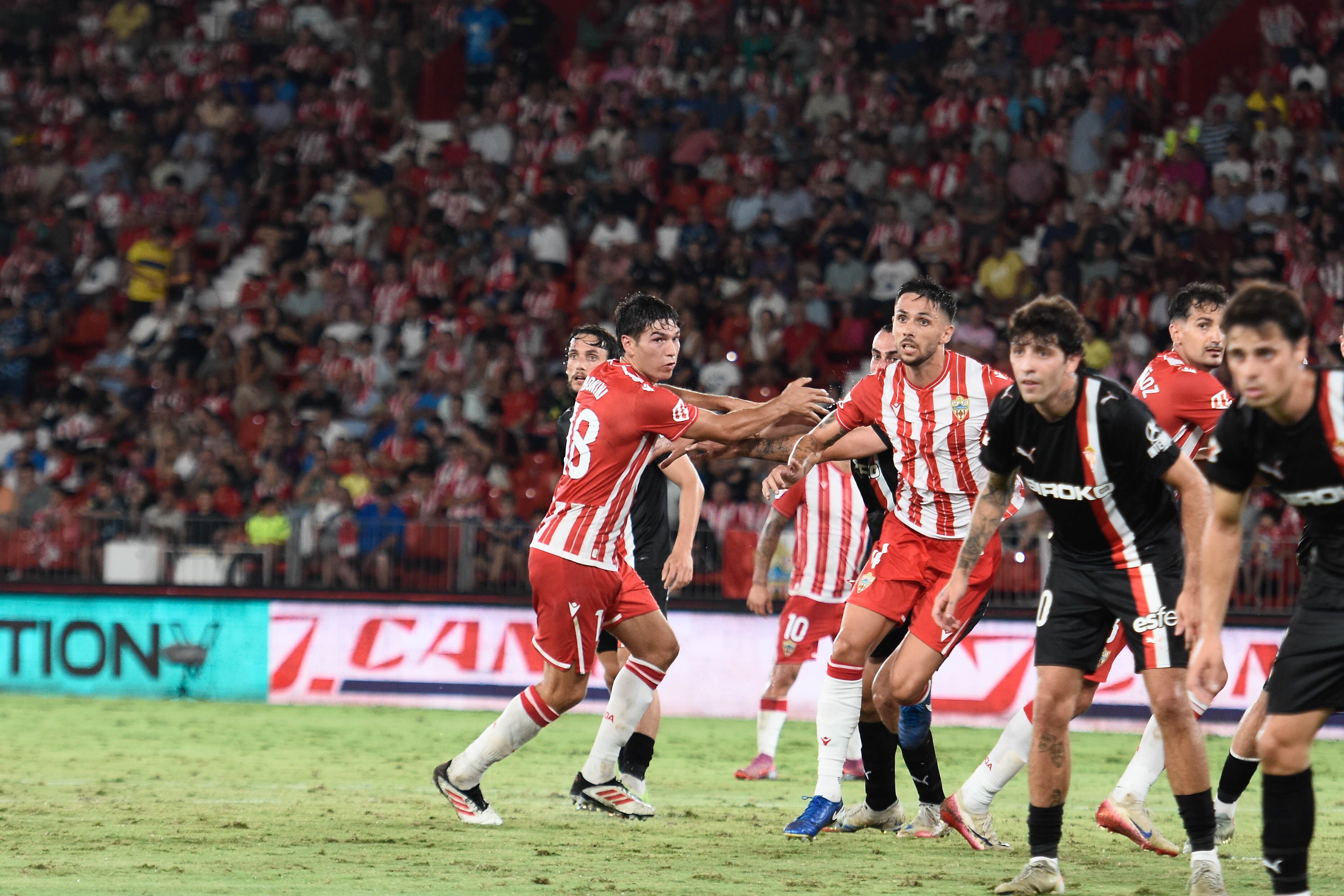 Nelson Monte y Bonini ya son pareja en el centro de la defensa,