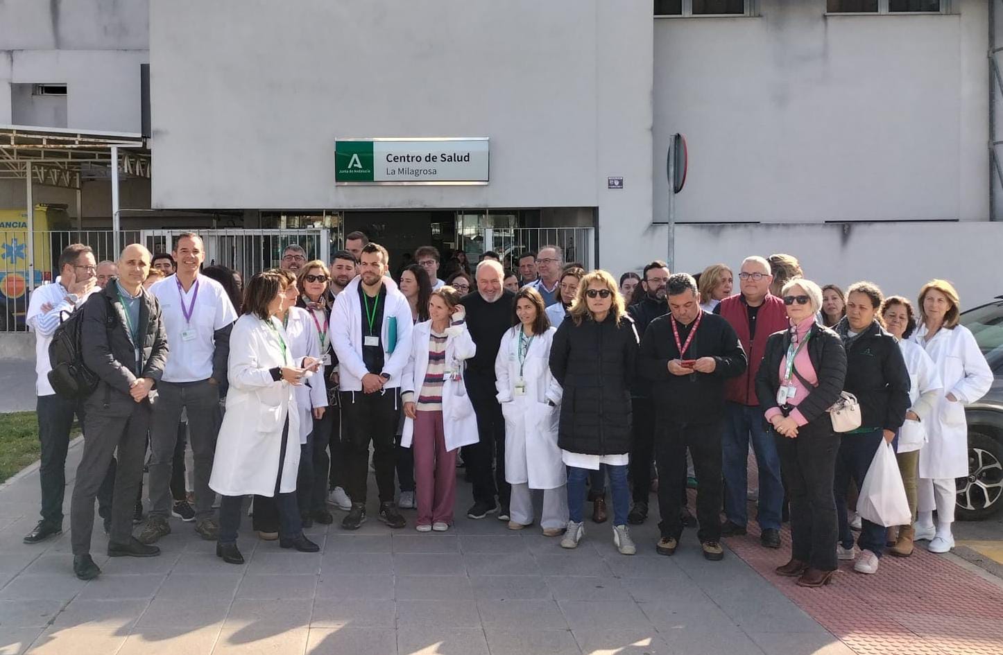 Protesta contra las agresiones médicas este miércoles a las puertas del centro de salud de La Milagrosa