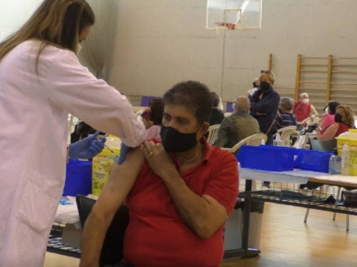 Desciende la tasa de incidencia acumulada en Elche, Crevillent y Santa Pola
