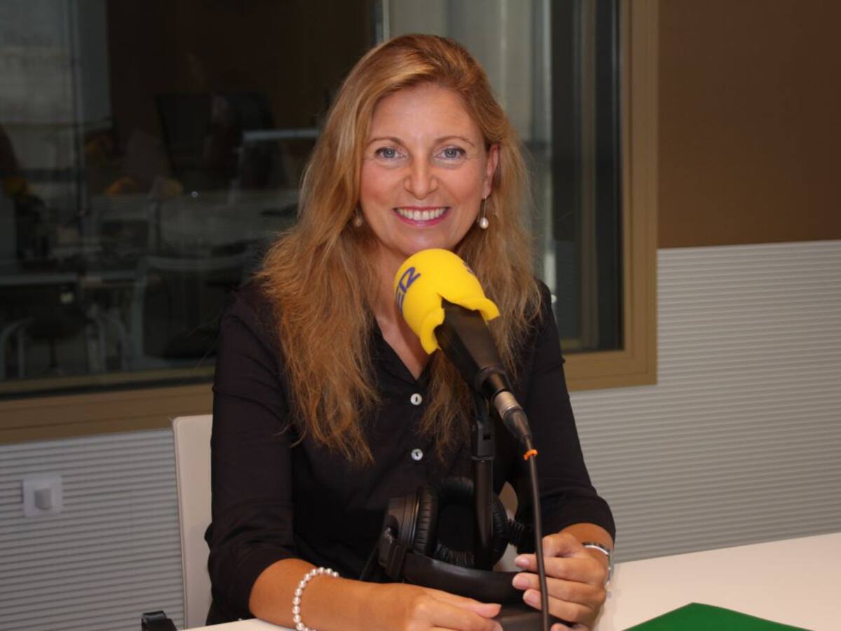 Amparo Marco reestructura las competencias del Ayuntamiento