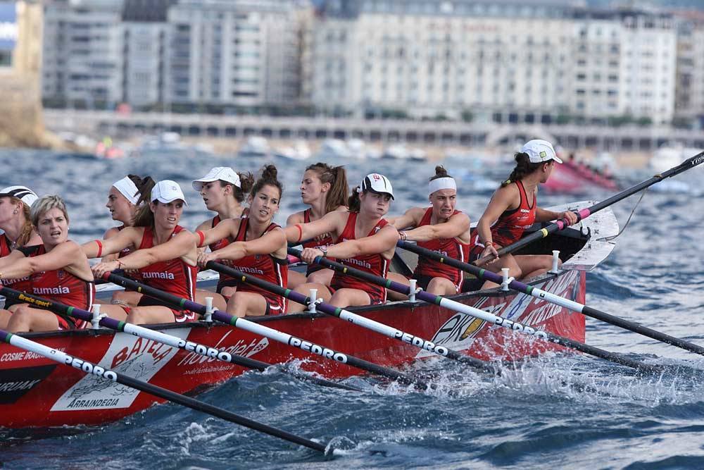 Las remeras de Zumaia se preparan para hacer la ciaboga en la clasificatoria.