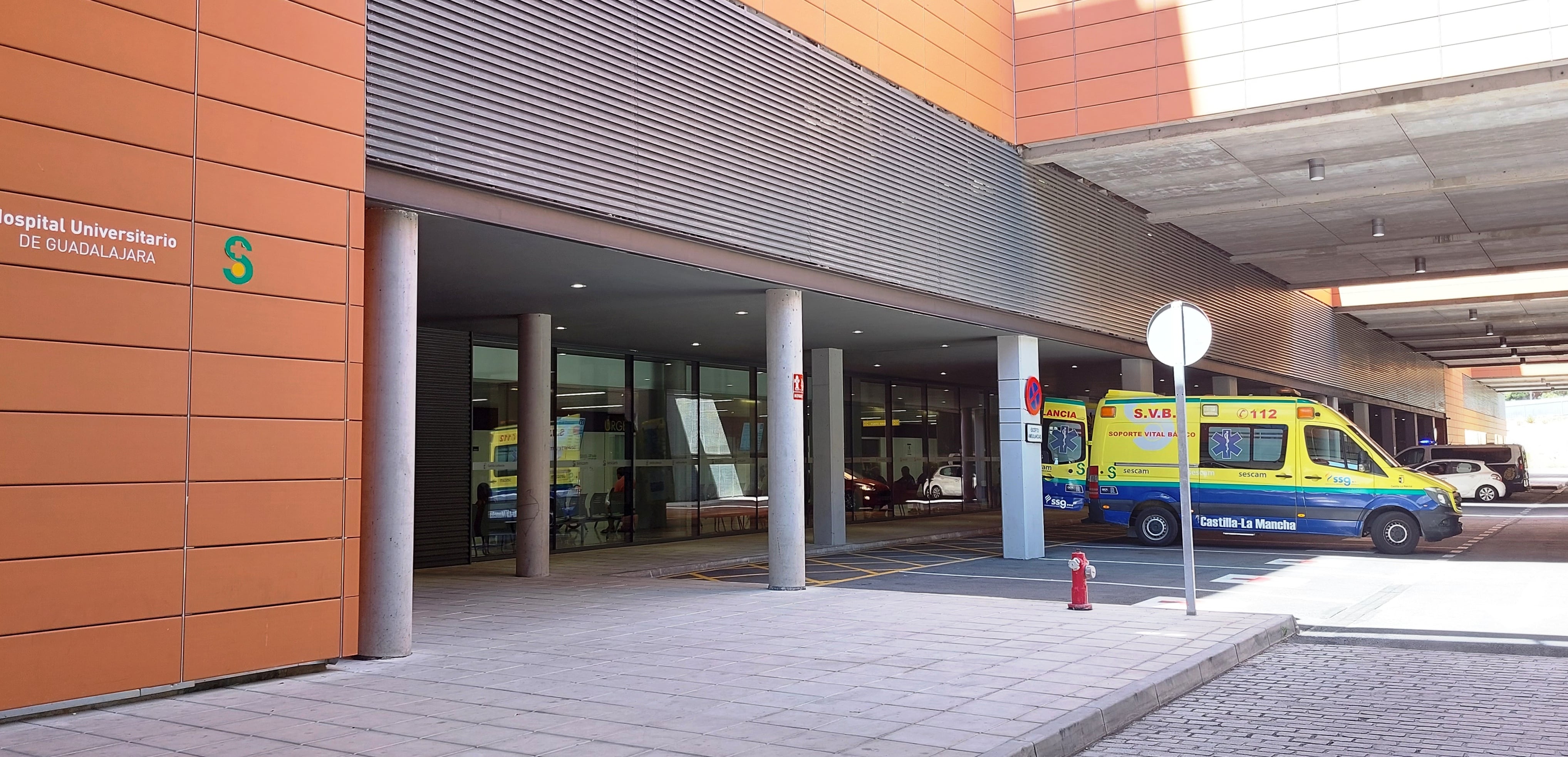 Acceso a Urgencias del Hospital de Guadalajara