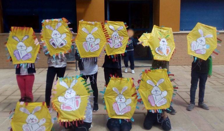 Niños durante las actividades extraescolares