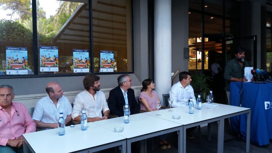 Imagen de la presentación del Torneo Solidario