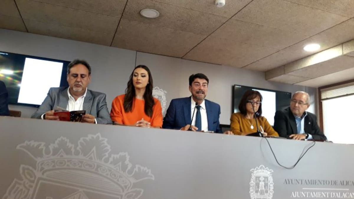 Luis Barcala: “Es un absoluto desastre para España, me recuerda al tripartito”