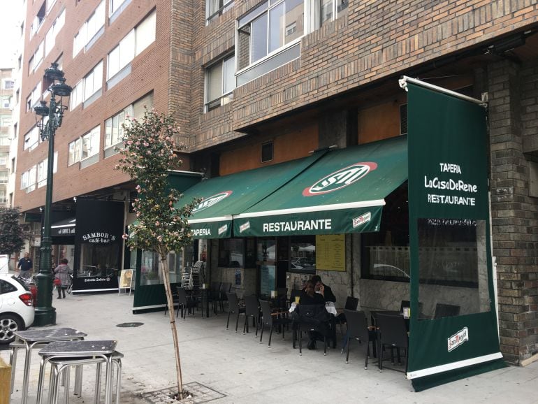 Una tapería en la calle Rosalía de Castro de Vigo