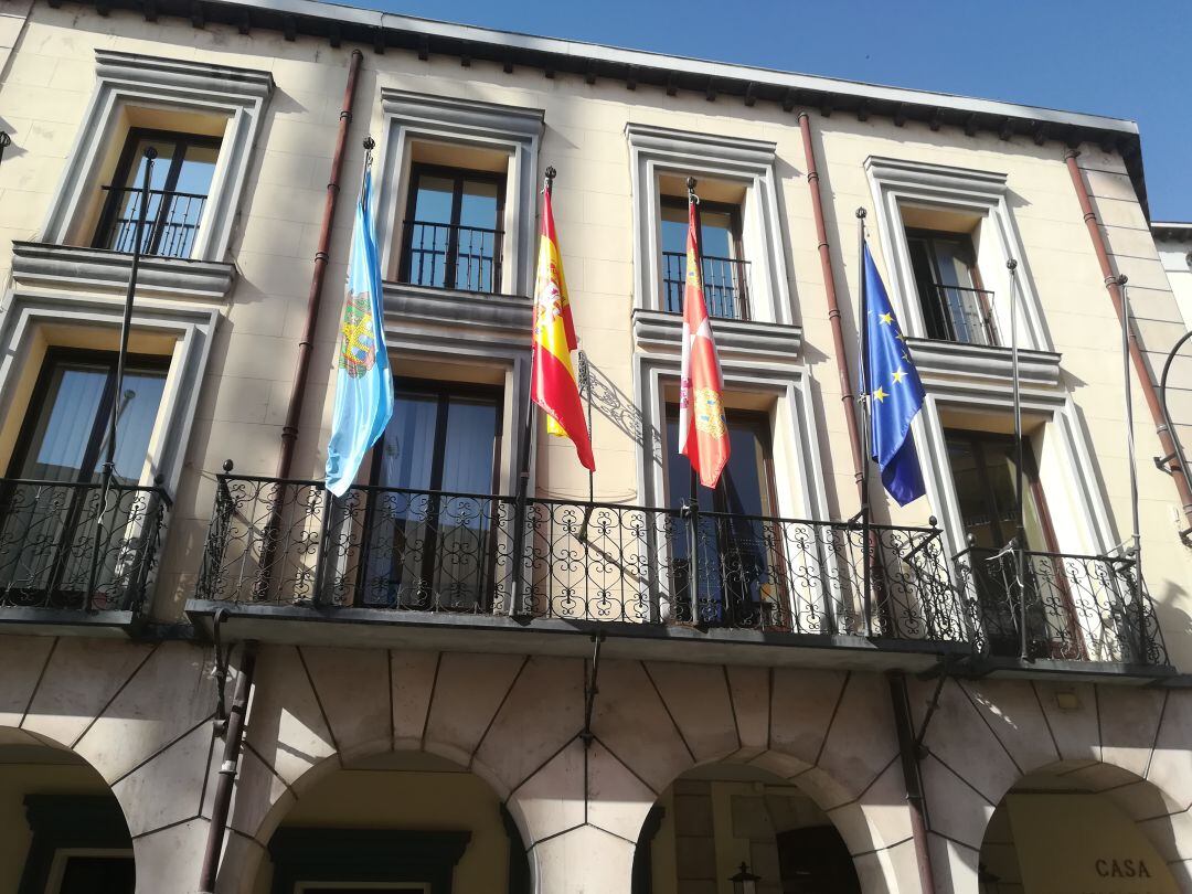 Fachada del Ayuntamiento de Aranda