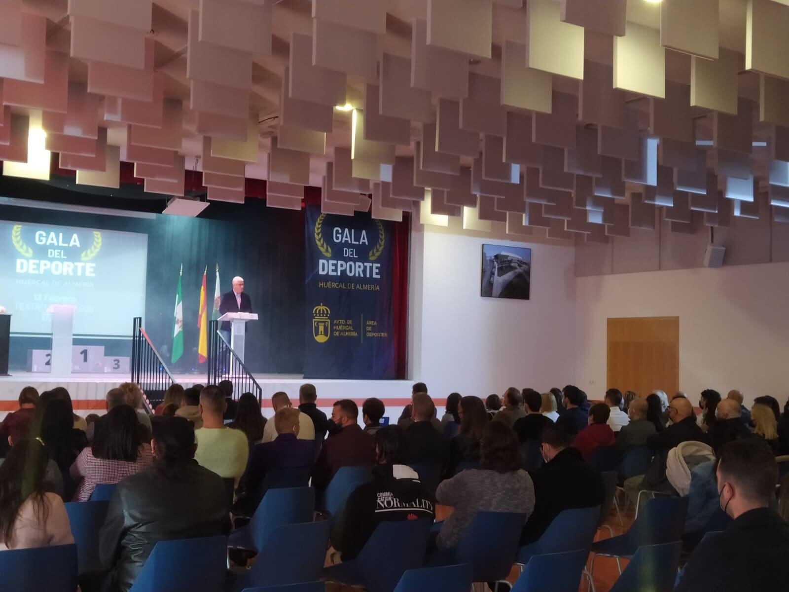 Huércal de Almería premia a sus mejores deportistas en la primera edición de la Gala del Deporte.