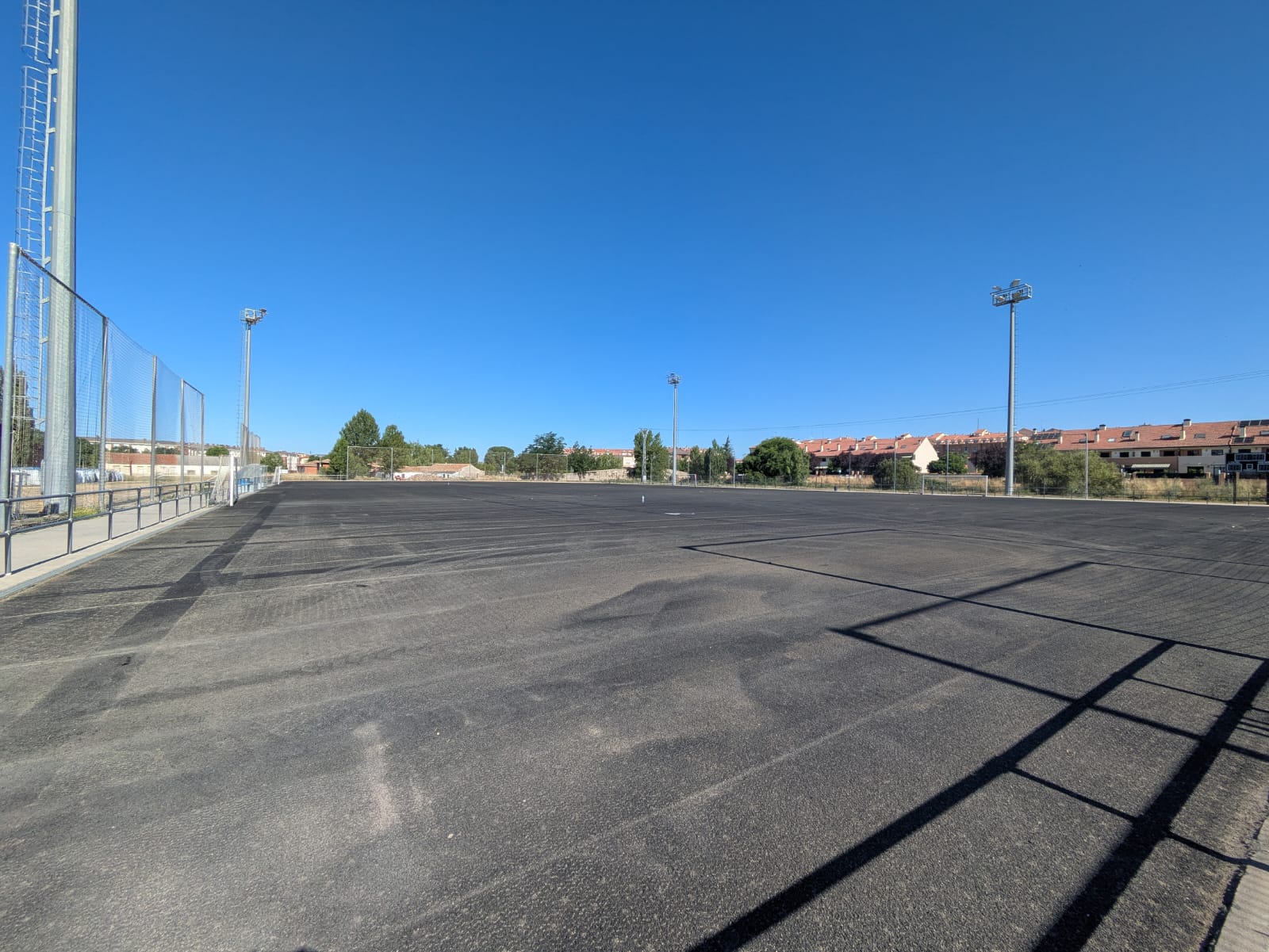 Obras campo de fútbol Sancti Spíritu Ávila
