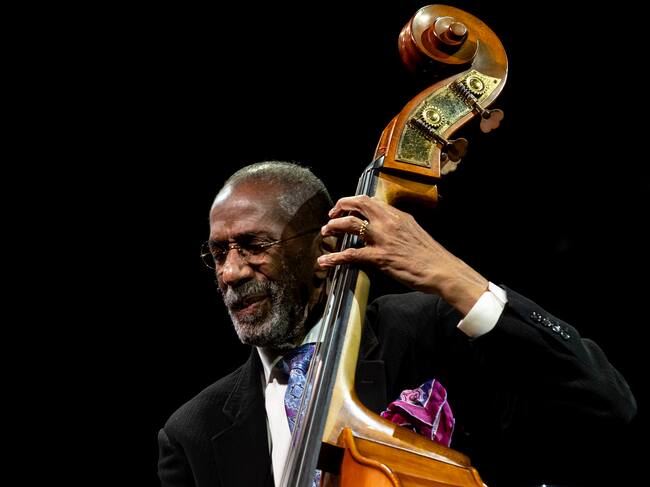 Ron Carter, leyenda del jazz mundial