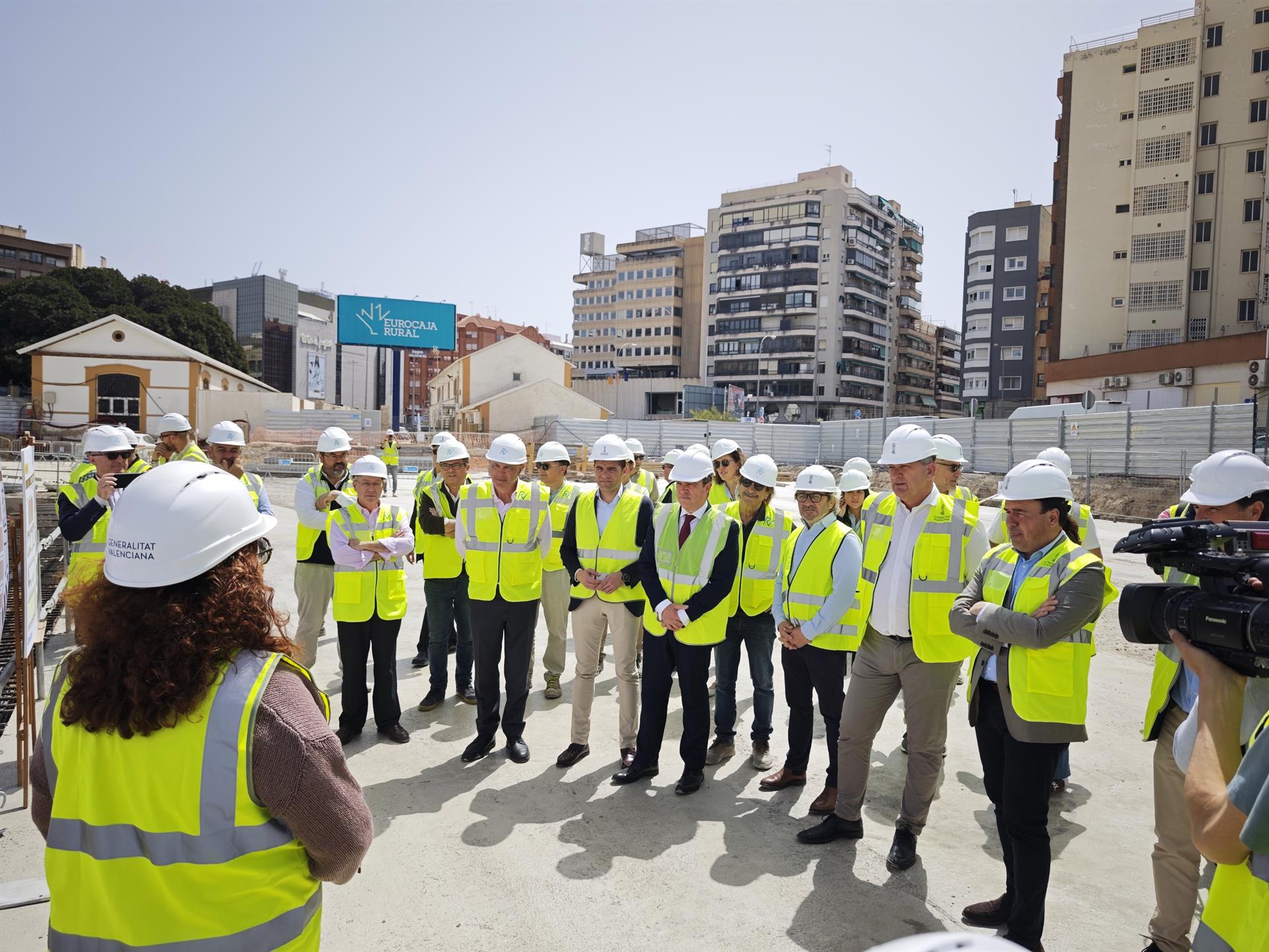 El 'president' de la Generalitat, Juanfran Pérez Llorca, visita las obras de excavación del túnel de la Estación Central, el viernes 10 de abril de 2026