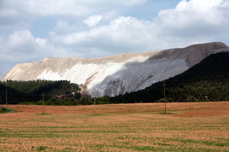 Tres exdirectius de les mines de Súria i Sallent s'enfronten a tres anys i mig de presó per un presumpte delicte ecològic