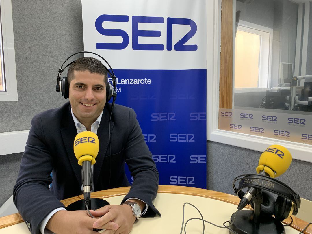 Benjamín Perdomo en los estudios de SER Lanzarote