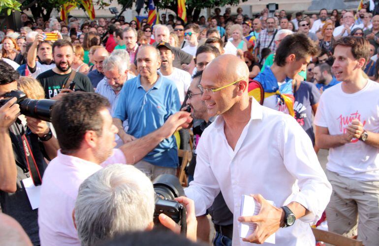 Romeva acusa l&#039;Estat &quot;d&#039;apallissar&quot; els catalans i crida a aconseguir un &quot;resultat massiu&quot; que Espanya &quot;no pugui tombar&quot;