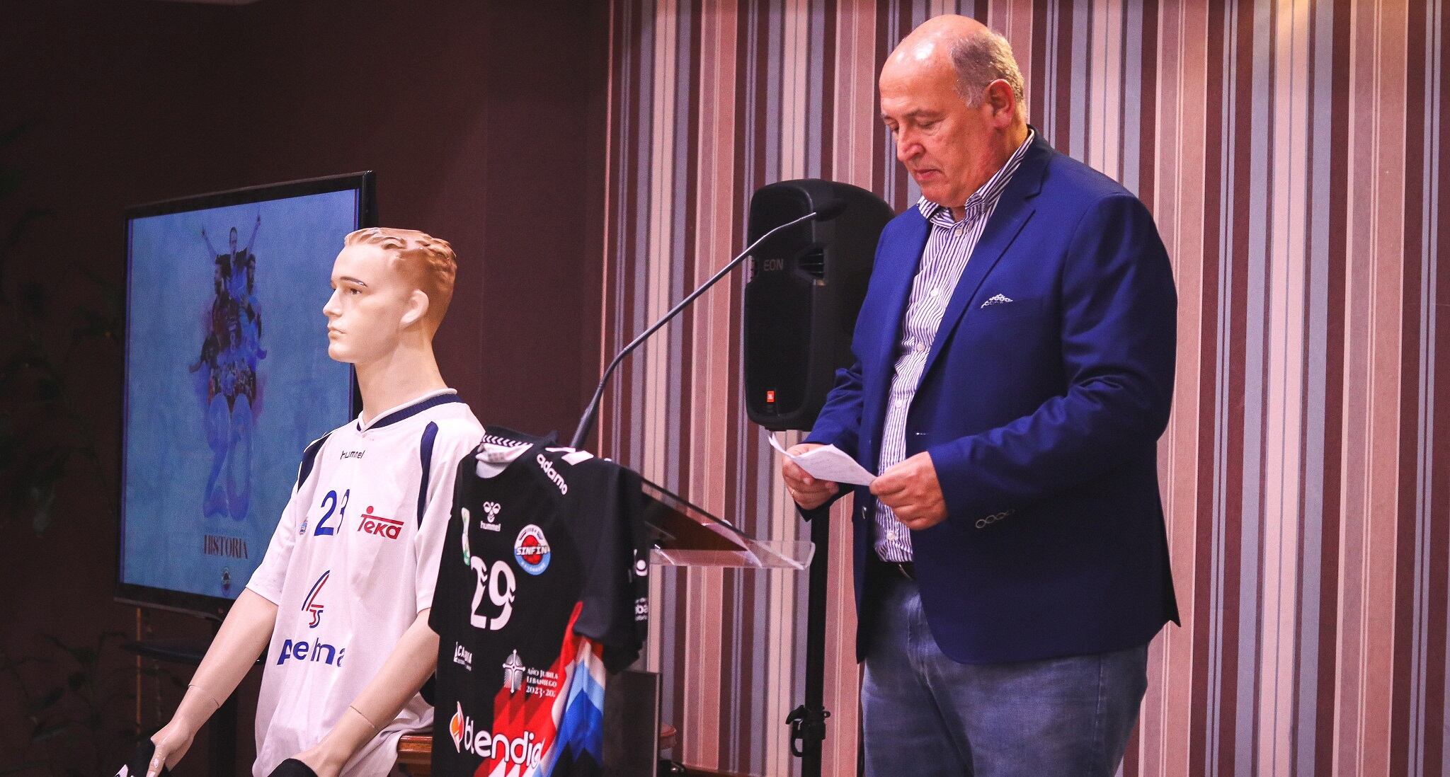 Servando Revuelta, durante la cena por el 20 aniversario del Sinfín.