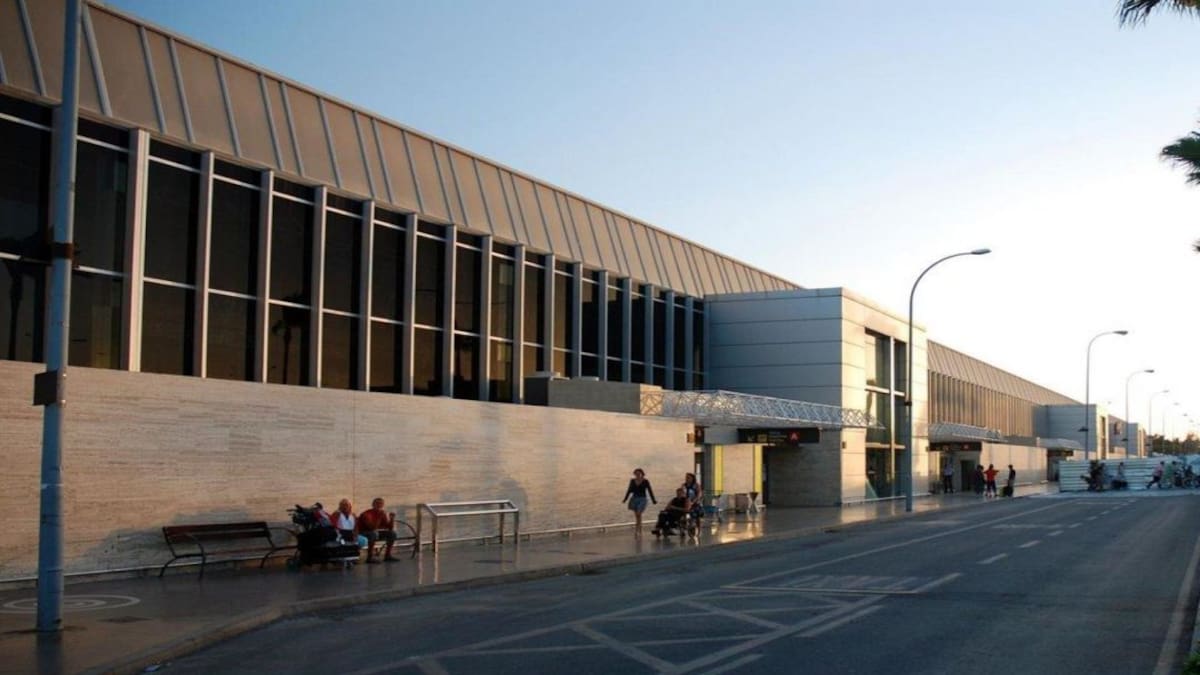 Dos detenidos en Ibiza por robar más de 13.000 euros en tabaco en el aeropuerto de Tenerife