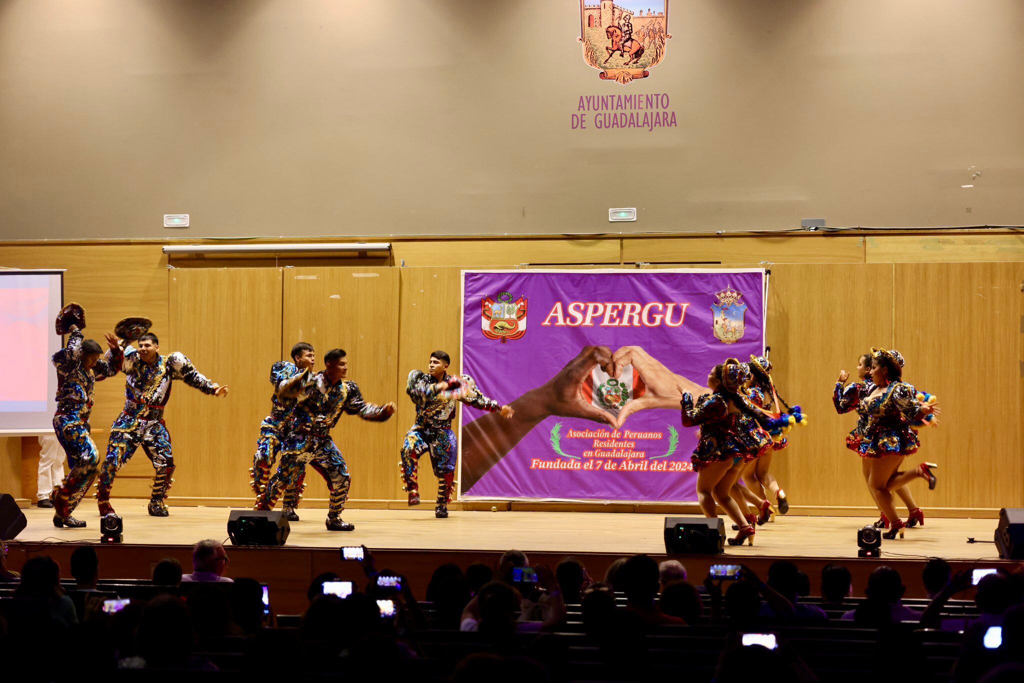 Festival realizado por la Asociación de peruanos residentes en Guadalajara