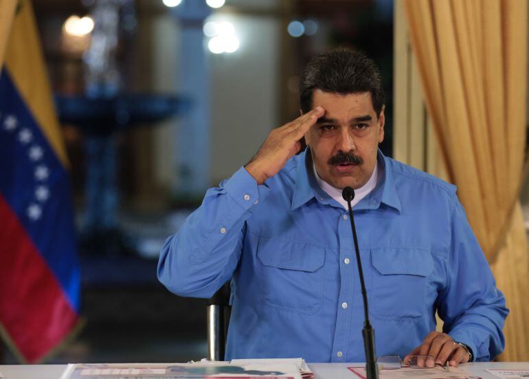 Maduro ordena crear un puente aéreo para el retorno de los emigrantes