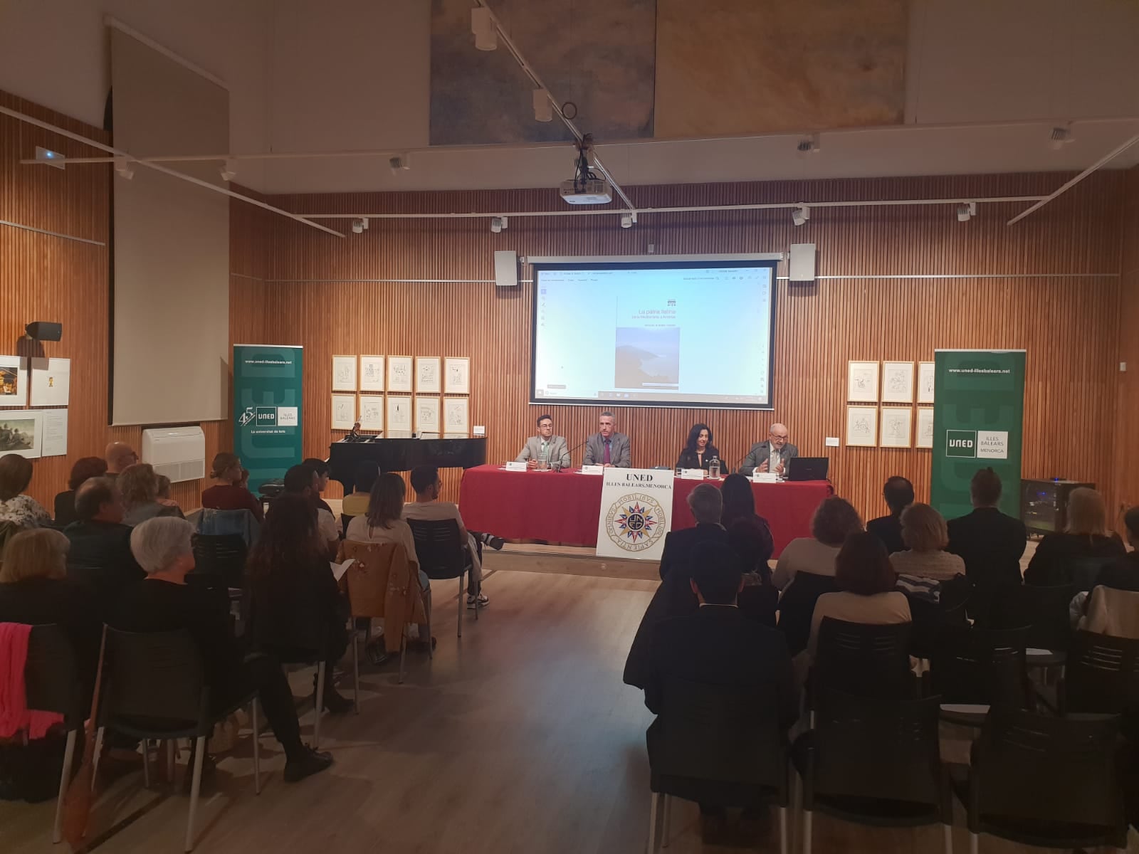 Sala de Audiencias del Claustro del Carmen