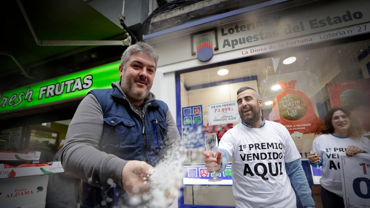 Éxtasis en la calle Barcelona y el Gaucho Díaz: el Gordo cae en A Coruña