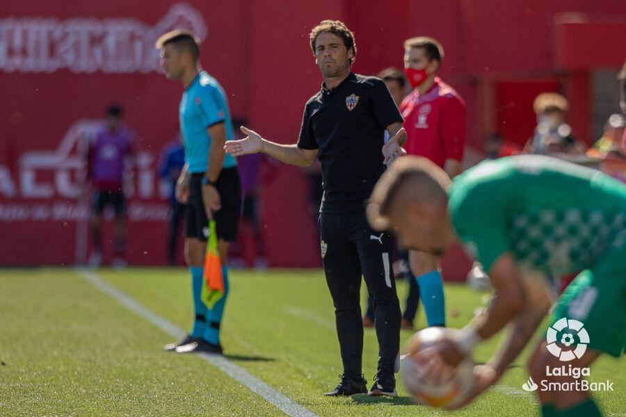 El Almería ya ganaba en Anduva el año del ascenso a Primera.