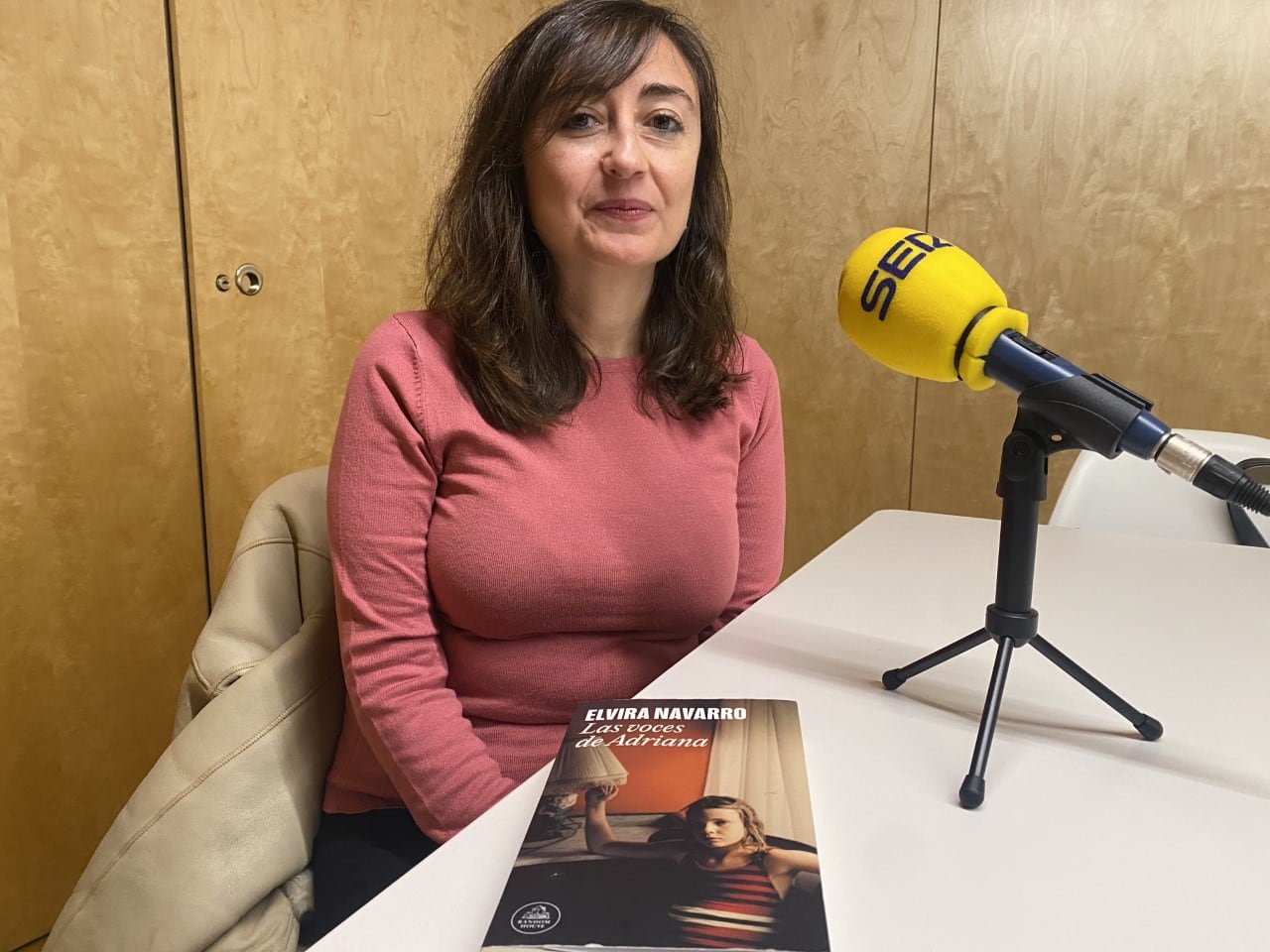 Elvira Navarro con &#039;Las voces de Adriana&#039;