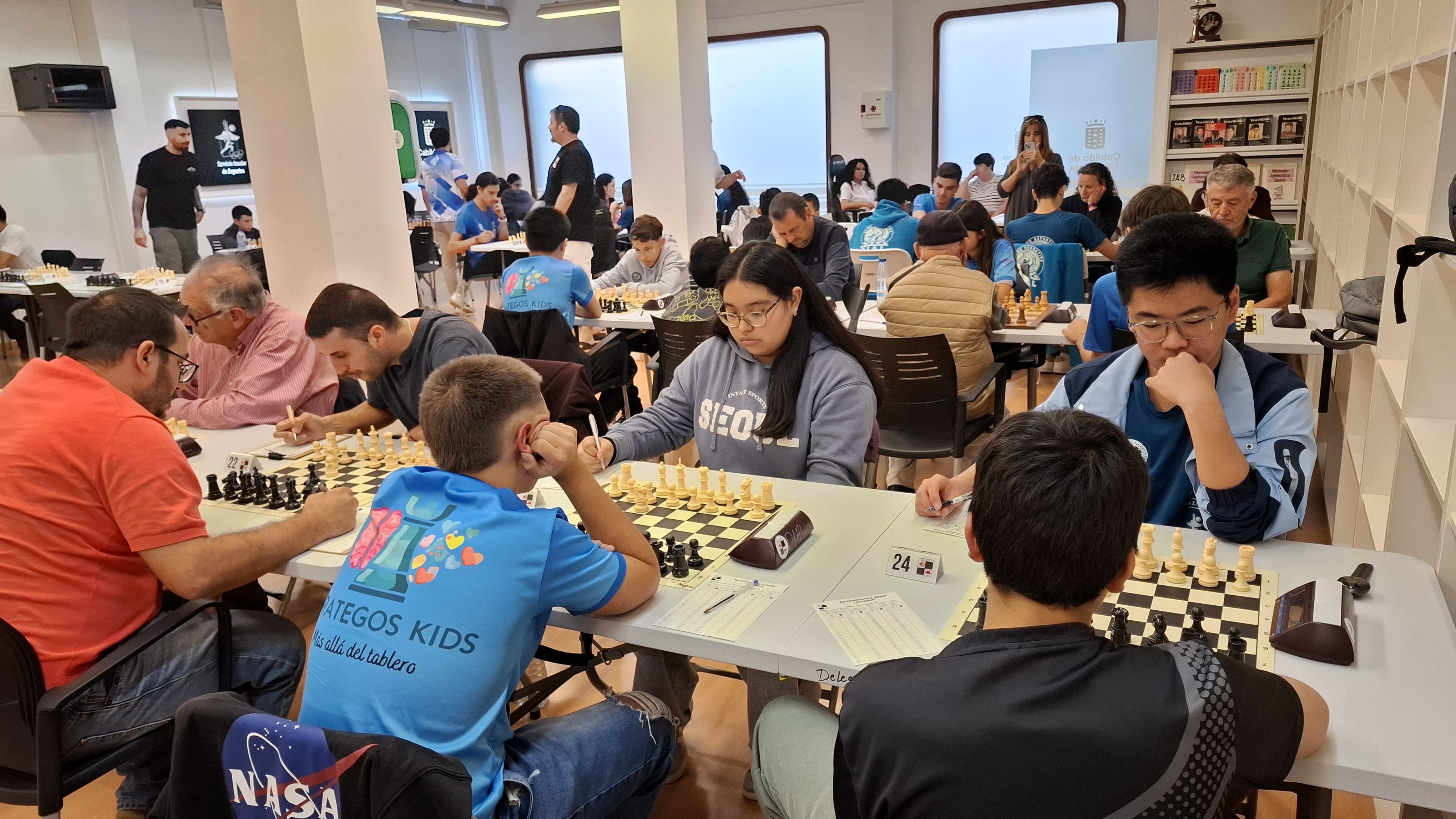 Participantes en el Campeonato Insular Absoluto de Ajedrez de Lanzarote.