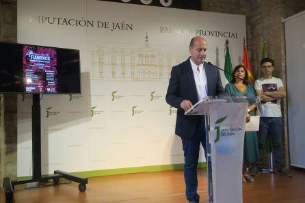 Momento de la intervención del diputado José LUis Hidalgo