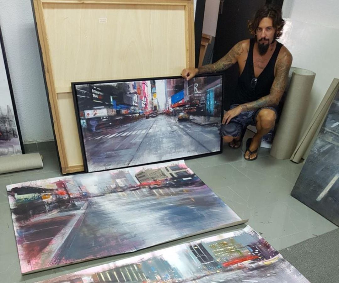 Pedro Rodríguez Garrido, pintor onubense estrena su nueva exposición en la Caja Rural del Sur